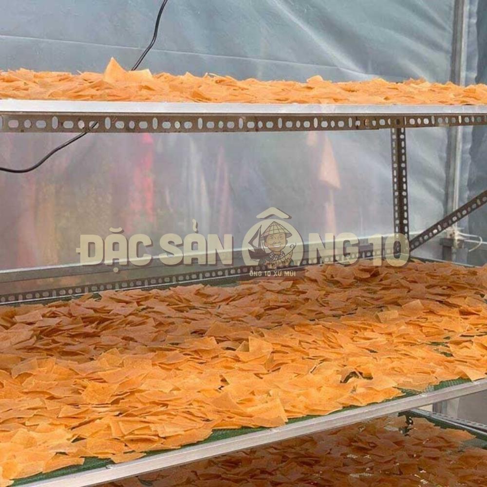 Bánh Phồng Tôm Ông 10 Cà Mau – Đặc Sản Năm Căn Xứ Mũi Ngon Chuẩn 1 Bánh phồng tôm Ông 10 Cà Mau – đặc sản Năm Căn xứ mũi giòn thơm